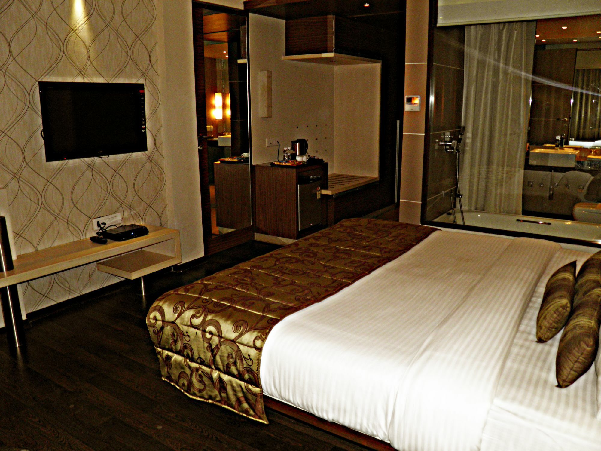 Sentosa Resorts Chinchvad Exterior foto